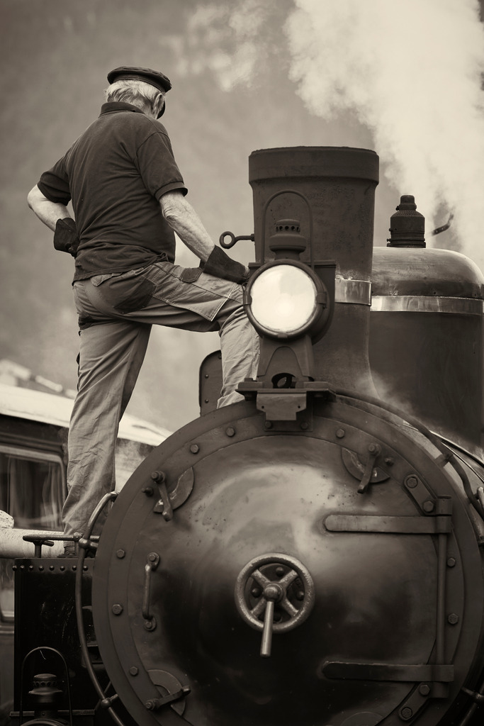 Dampflokomotive der Waelderbahn | Bezau, Austria - August 07, 2014: Bregenzerwald Bahn; Peter Stumpf steht auf der Dampflokomotive. - Realisiert mit Pictrs.com