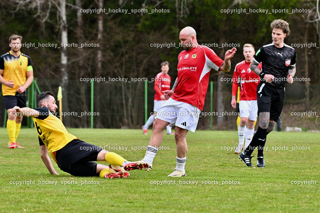 SV Arnoldstein vs. FC Union Sillian-Heinfels | #6 Nermin Konjevic SV Arnoldstein, #9 Denis Kerrniqi FC Sillian, Marcel Andre Vaschauner Referee, SV Arnoldstein vs. FC Union Sillian-Heinfels, SV Arnoldstein vs. FC Union Sillian-Heinfels am 29.03.2026 in Arnoldstein (Waldparkstadion Arnoldstein), Austria, (Photo by Bernd Stefan)
