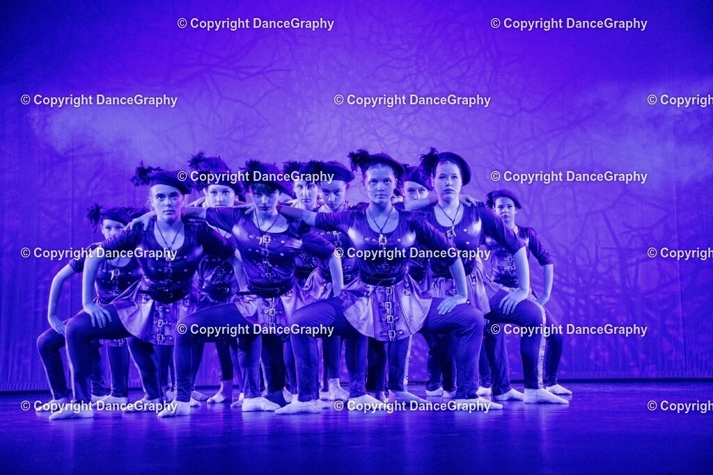 GPHY2712 | DanceGraphy - Realisiert mit Pictrs.com