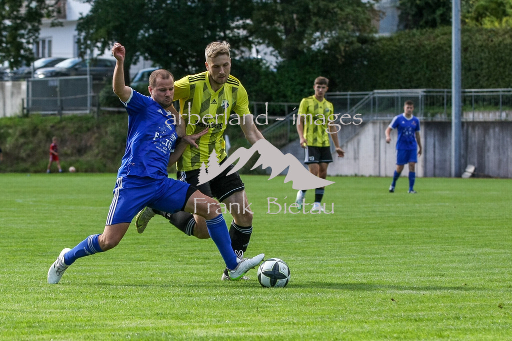 993T7113 | Medien- Sport- Entertainmentfotos