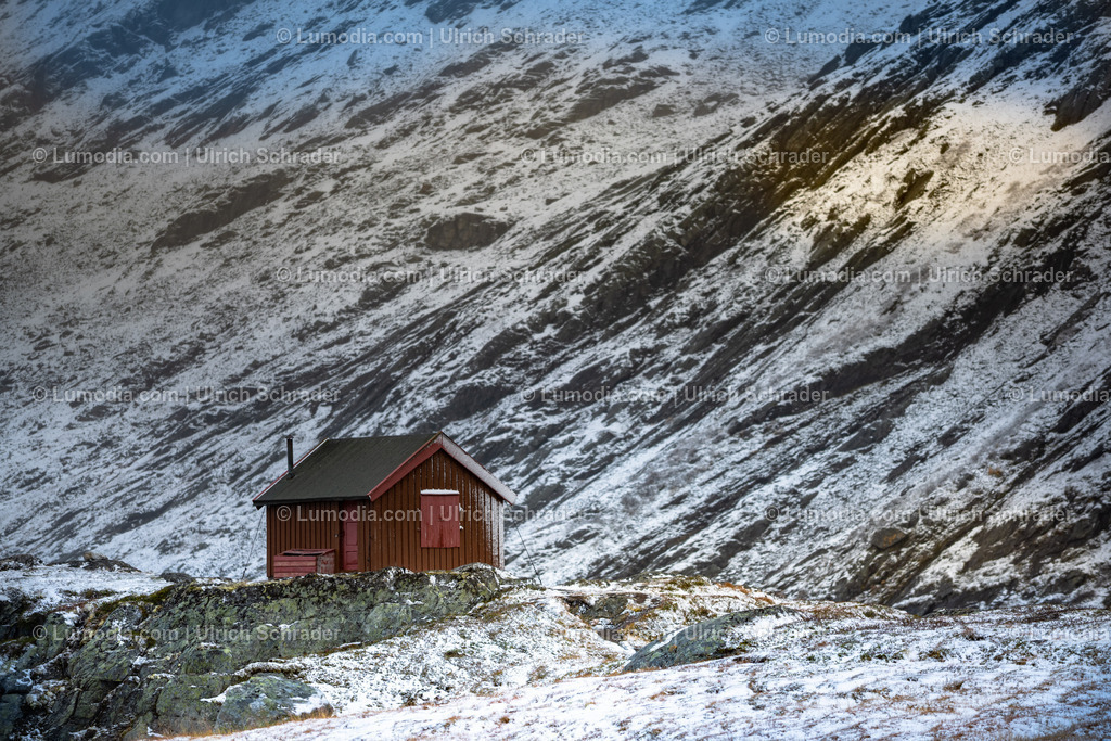 10047-10044 - In der Region Sognefjord - Norwegen | Stockfoto und Bilderpool mit Bildmaterial aus Deutschland, dem Harz, Halberstadt, Quedlinburg, Wernigerode und weltweit. Qualitativ hochwertige und professionelle Fotos anschauen und kaufen. - Realisiert mit Pictrs.com