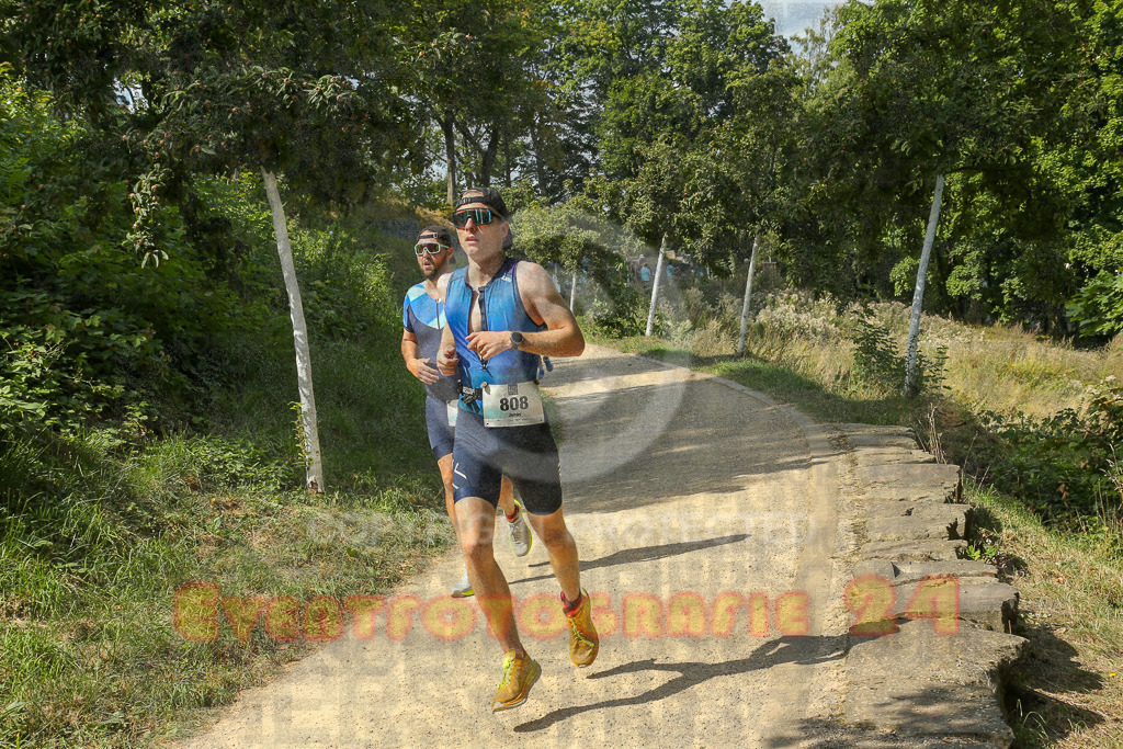 250824_1446_EX1_7501 | Sportfotografie im Rhein-Sieg Kreis, Köln, Bonn, NRW, Rheinland Pfalz, Hessen, etc. Unser Tätigkeitsfeld umfasst den Laufsport vom Volkslauf über den Marathon, Duathlon, Triathon bis zum Ultralauf wie Kölnpfad Ultra oder Schindertrail.