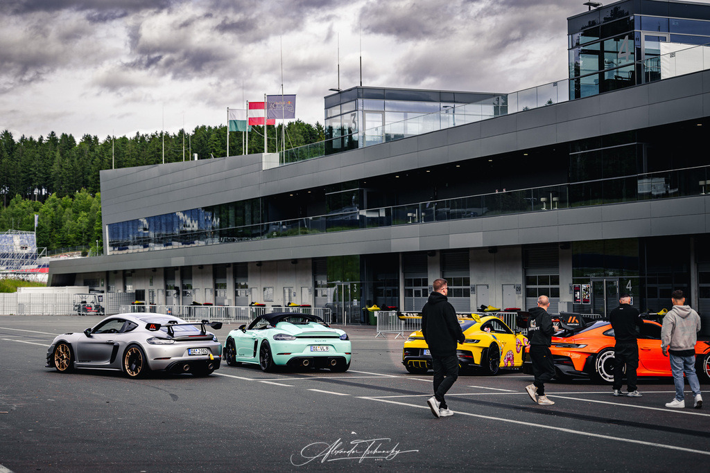 Red Bull Ring 2025 | Entdecken Sie die faszinierende Welt von Alexander Tschuncky Arts: Kreative Fotografie, atemberaubende Automobilkunst und hochwertiger Bilderdruck. Lassen Sie sich inspirieren! - Realisiert mit Pictrs.com