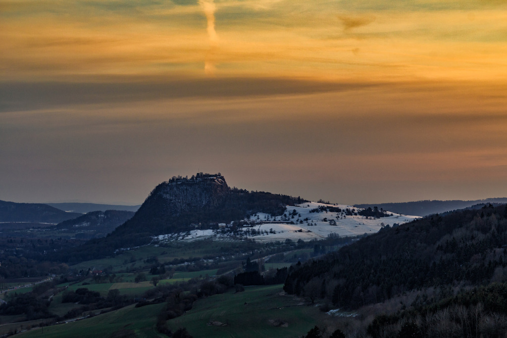 abendstimmung Hohenkrähn 002 | Rothenburg ob der Tauber. Nur hier gibt es Exklusive und passend zur Jahreszeit Ihr Wandbild, T-Shirt, Tasse und alles was das Rothenburg Herz begehrt. - Realisiert mit Pictrs.com
