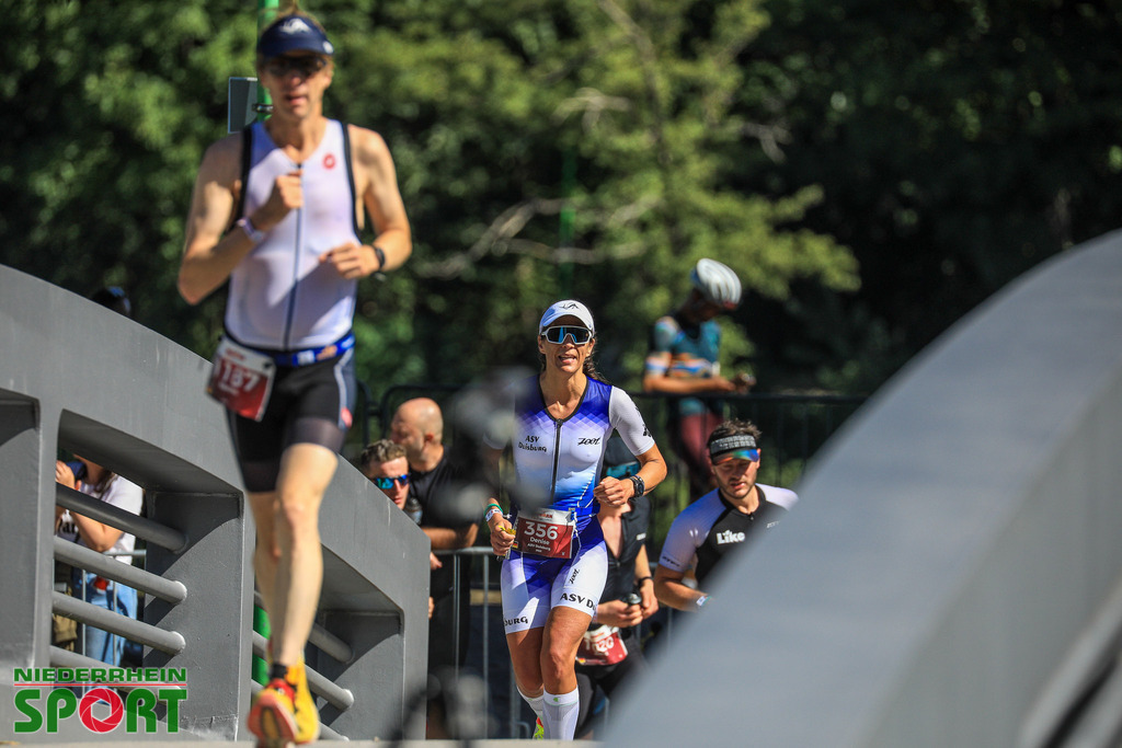 IRONMAN70-3-Duisburg-2025_Laufen_019 | Bildergalerie von Sport-Ereignissen aber auch von weiteren spannenden Dingen - nicht nur vom Niederrhein. In Anlehnung an den bekannten Spruch von Hanns Dieter Hüsch heißt das Motto: "Niederrhein ist überall".  - Realisiert mit Pictrs.com