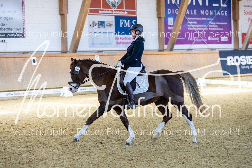 Sth-LPO25-DrR-L-165 | MomenTaufnahmen Pferdesportfotos
