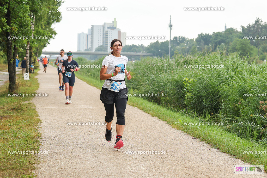 LUR_1805 | 34. M-net Erlanger Triathlon 2025 #erlangertriathlon  #mnettriathlon2025 #mnettriathlon #team #olympischedistanz #mitteldistanz #triathlon #maindonaukanal  #erlangertriathlon2025 #yourpictrs #tv1848 #tv1848erlangen  #triathlonbayern #sportinerlangen #demsportverbunden #sportshot_your_pictrs Copyright: www.sportshot.de