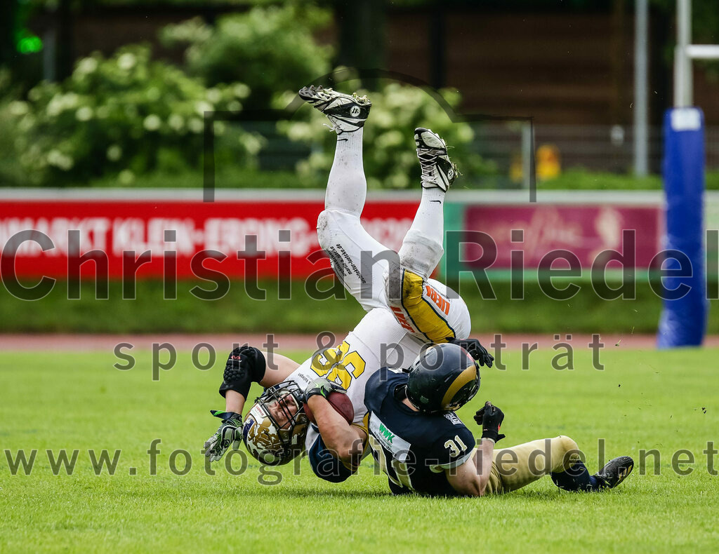 2022-05-29_166_Erding_Bulls_gegen_Nuernberg_Rams | Erding, Deutschland, 29.05.2022:
Fußball, Regionalliga 2022, 5. Spieltag, Erding Bulls gegen Nürnberg Rams, Endergebnis: 10:16

Tobias Orend (Erding Bulls, #96)

Foto: Christian Riedel / fotografie-riedel.net