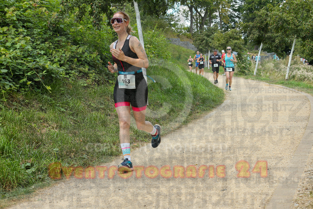250824_1256_EX1_0960 | Sportfotografie im Rhein-Sieg Kreis, Köln, Bonn, NRW, Rheinland Pfalz, Hessen, etc. Unser Tätigkeitsfeld umfasst den Laufsport vom Volkslauf über den Marathon, Duathlon, Triathon bis zum Ultralauf wie Kölnpfad Ultra oder Schindertrail.