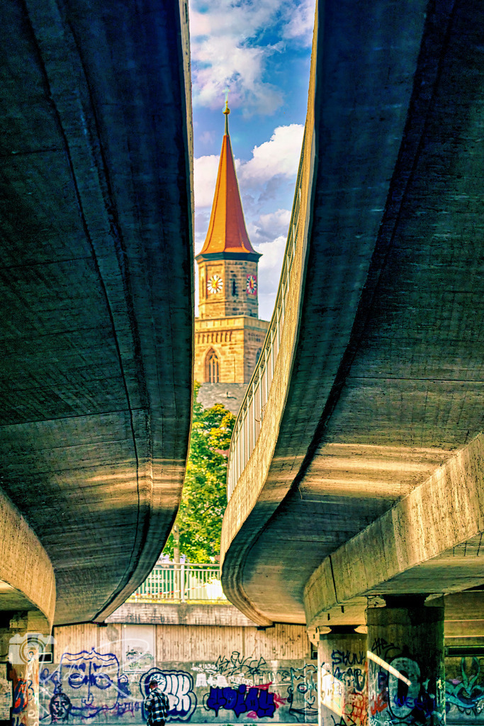 Michaeliskirche_Fürth | Entdecken Sie Fotografie aus Leidenschaft: Auftragsfotografie, HD-Fotos, Geschenkartikel aus Ihren Bildern und vieles mehr. Beauftragen Sie uns für besondere Momente!