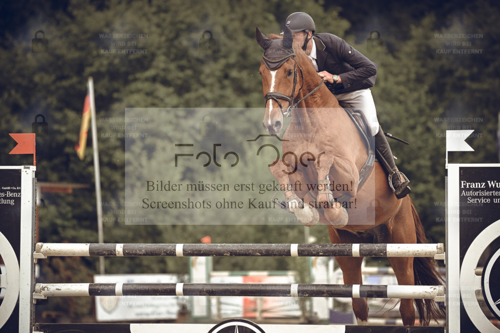 20240531-DOS_5558 | Entdecke hochwertige Reitturnierfotos von Foto Oger. Professionell, emotional und authentisch – jetzt Lieblingsmomente im Shop bestellen. - Realisiert mit Pictrs.com