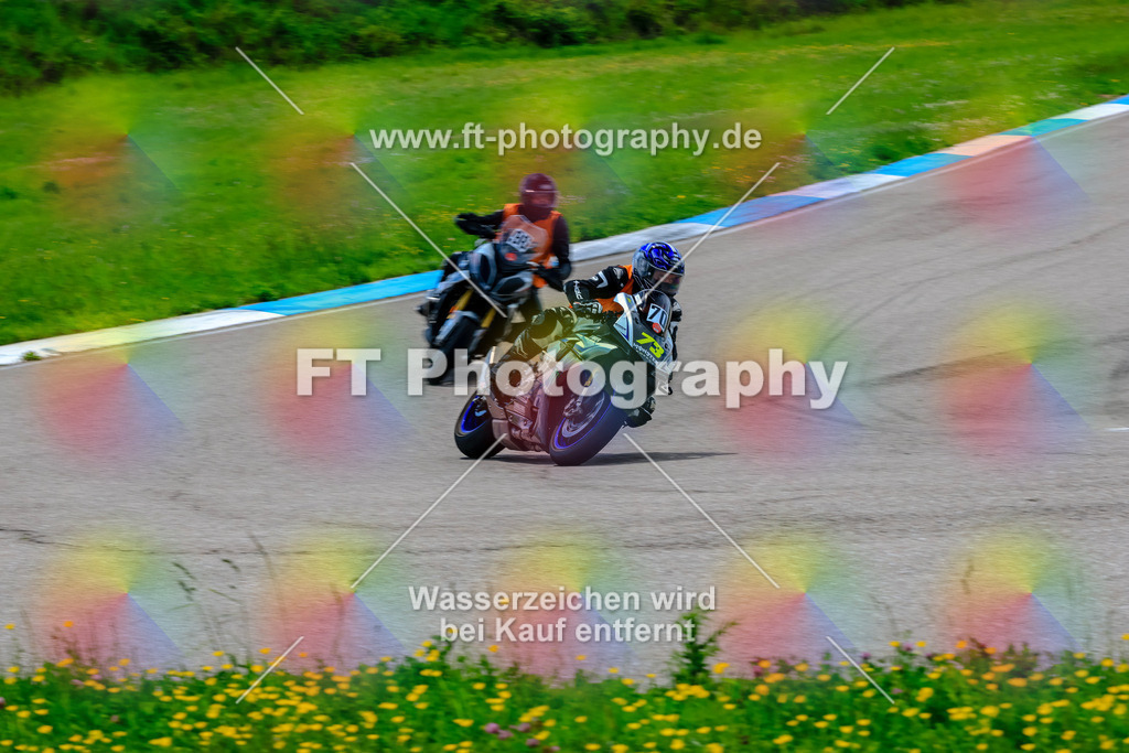 MotoTeam-9973 | Hier findet Ihr Bilder von Touristenfahrten auf der Nürburgring Nordschleife oder von anderen Veranstaltungen die ich besucht habe. Viel Spass beim Durch Schauen 