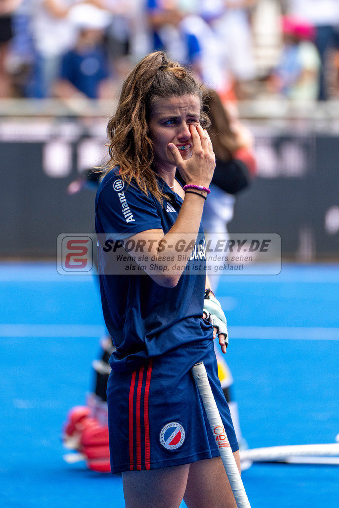 Final4_20250531-1223-HK107603 | Krefeld, Deutschland, 31.05.2025:  Feldhockey Final4 2025 – „Deutsche Feldhockey-Meisterschaften 2025“ im Gerd-Wellen-Hockeyanlage am 31.05.2025 in Krefeld, Deutschland. (Foto von Kramhöller/Fehrmann/Kaste)Krefeld, Germany, 31.05.2025: Feldhockey Final4 2025 – „Deutsche Feldhockey-Meisterschaften 2025“ in Gerd-Wellen-Hockeyanlage at 31.05.2025 in Krefeld, Deutschland. (Foto from Kramhöller/Fehrmann/Kaste)