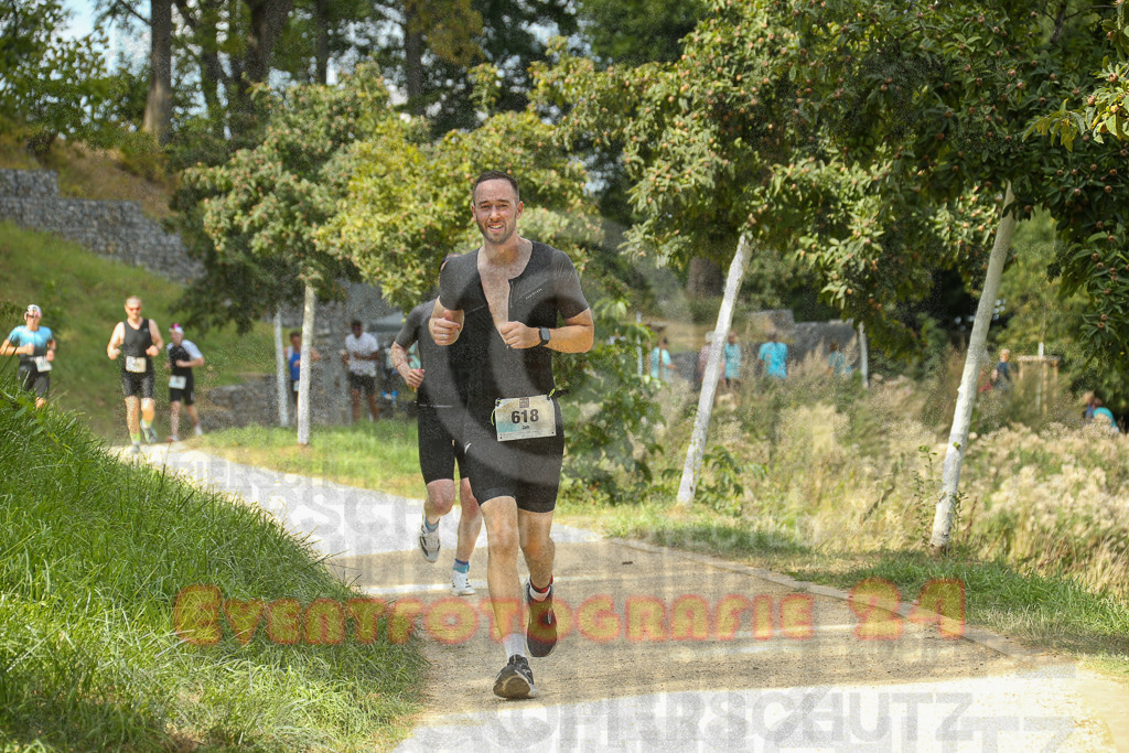 250824_1414_EX1_5477 | Sportfotografie im Rhein-Sieg Kreis, Köln, Bonn, NRW, Rheinland Pfalz, Hessen, etc. Unser Tätigkeitsfeld umfasst den Laufsport vom Volkslauf über den Marathon, Duathlon, Triathon bis zum Ultralauf wie Kölnpfad Ultra oder Schindertrail.