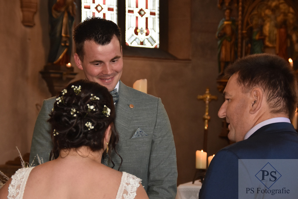 DSC_8708 | Hochzeitsfotograf aus Leidenschaft in Büren und Umgebung - Professionelle Hochzeitsreportagen mit emotionalen Fotos - Realisiert mit Pictrs.com