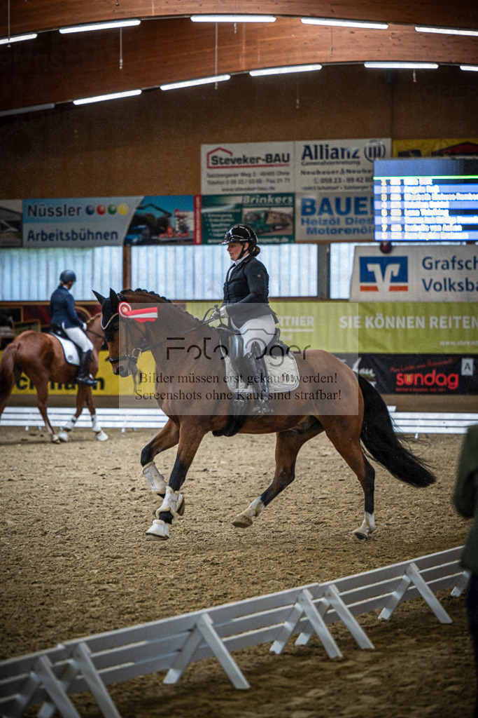 DOS_0075 | Entdecke hochwertige Reitturnierfotos von Foto Oger. Professionell, emotional und authentisch – jetzt Lieblingsmomente im Shop bestellen.Deutschlandweite Turnierfotografie. - Realisiert mit Pictrs.com