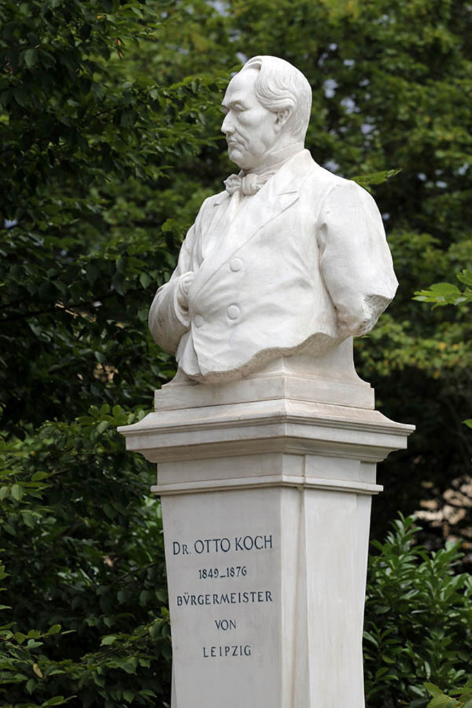 Otto-Koch-Denkmal | Das Team hinter BILDLEXIKON LEIPZIG bündelt historische wie aktuelle Informationen über die Stadt Leipzig in Text und Bild auf einer Plattform und stellt diese der interessierten Öffentlichkeit zur Verfügung.
