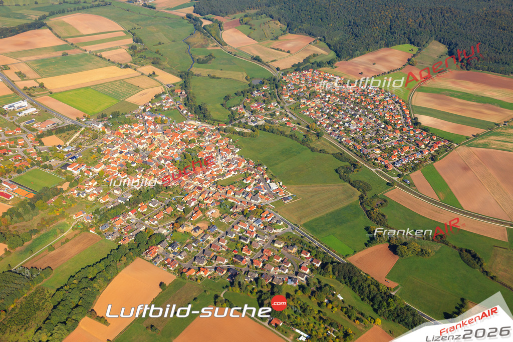 Die Luftaufnahme der Stadt Reckendorf wurde vom UL-Flugzeug heraus erstellt ( keine Drohne )- hohe Auflösung für beste Qualität