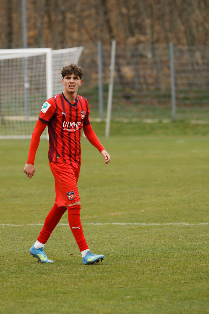 20260412-FCHS04_210 | 1.FC Heidenheim 1846 vs. FC Schalke 04, Fußball, U19, A-Junioren, NWL, U19-DFB-Nachwusliga, 2025/2026, 8. Spieltag, 12.04.2026 in Heidenheim, Walter-Birkhold-Jugendstadion (Foto: Michael Bulling) - Realisiert mit Pictrs.com