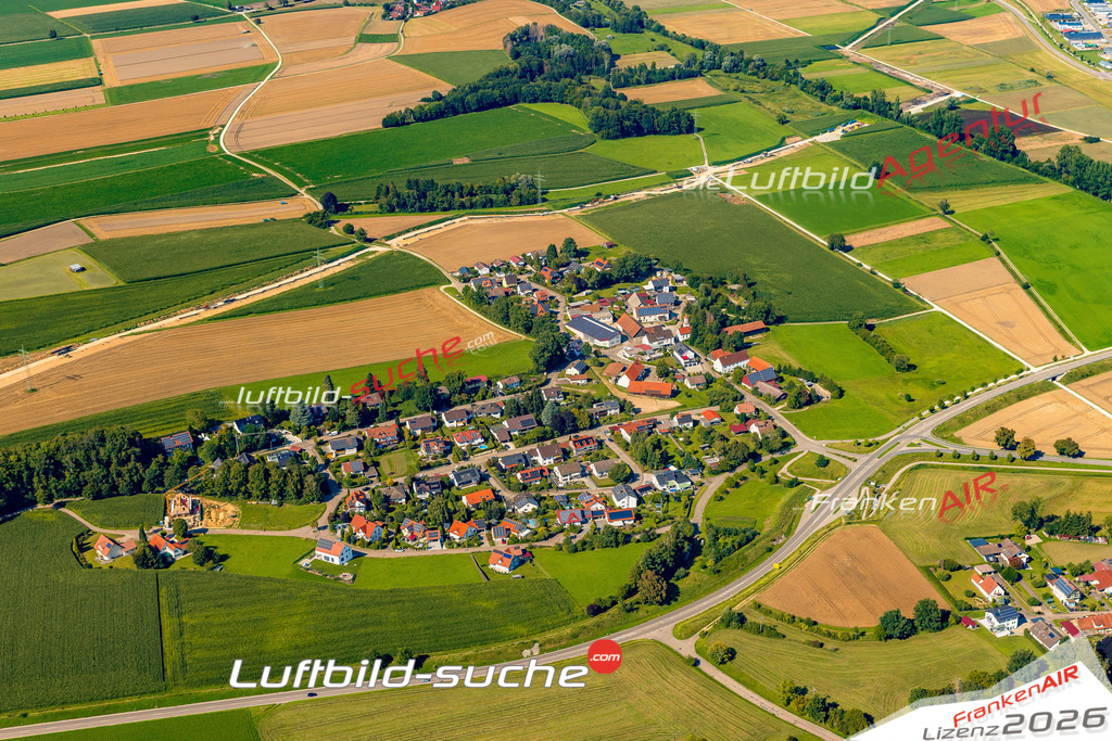 Kleinanhausen Burgau Bild- Das Luftbild wurde 2025 vom UL-Flugzeug heraus erstellt ( keine Drohne ) - Hochauflösende Luftaufnahme -Nicht vergleichbar mit Google Maps oder Satelittenbilder- Die Geschenkidee !Mit Lizenz und Bildrechte bestellbar