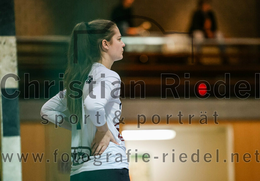 2024-02-03_031_SpVgg_Altenerding_gegen_SpVgg_Erdweg | Erding, Deutschland, 03.02.2024:
Handball, Bezirksoberliga Frauen Altbayern 2023 / 2024, 13. Spieltag, SpVgg Altenerding gegen SpVgg Erdweg, Endergebnis: 25:21

Torfrau Eva Güthner (SpVgg Erdweg, #1)

Foto: Christian Riedel / fotografie-riedel.net