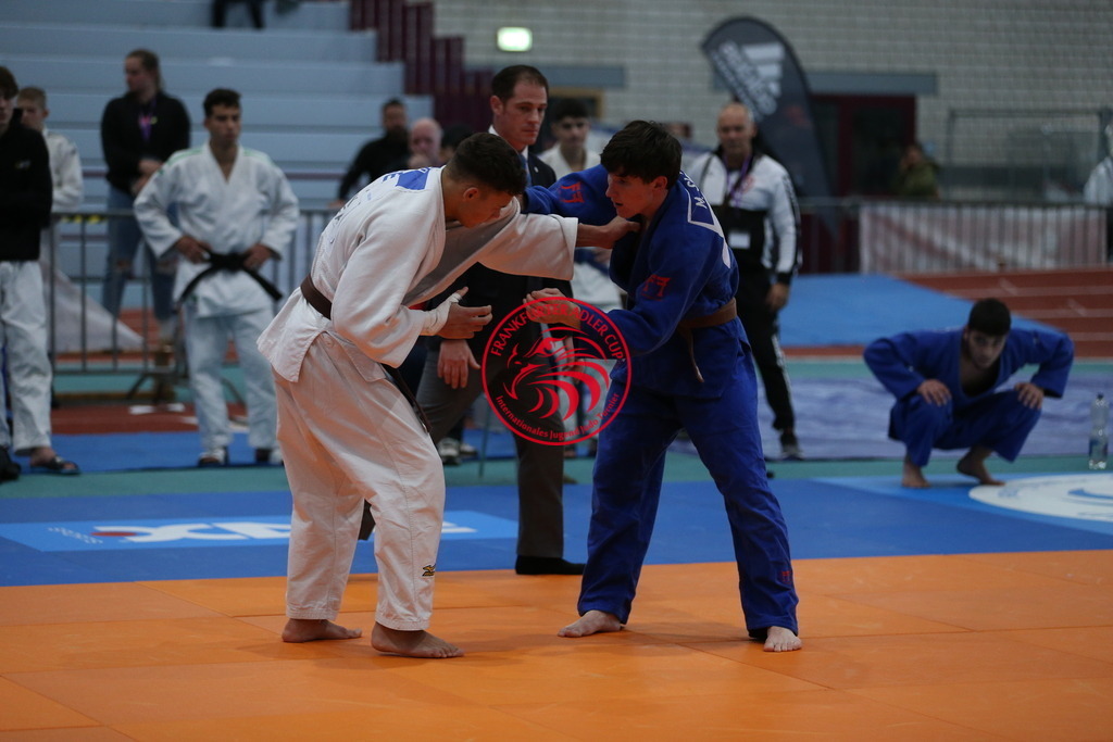 AT3Y1192 | Fotos vom Adler Cup - Pictures from Adler Cup

Hier findet Ihr alle Eindrücke und großen Momente der Adler Cup Wochenenden. Here you will find all impressions and great moments of the Adler Cup weekends. - Realisiert mit Pictrs.com