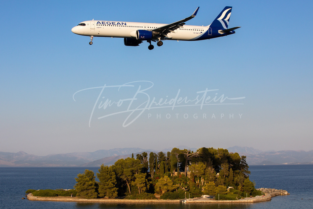 I11A9016 | Buy high-quality aviation and travel photography prints by professional photographer Timo Breidenstein. Authentic images, professionally printed, worldwide shipping. - Realisiert mit Pictrs.com