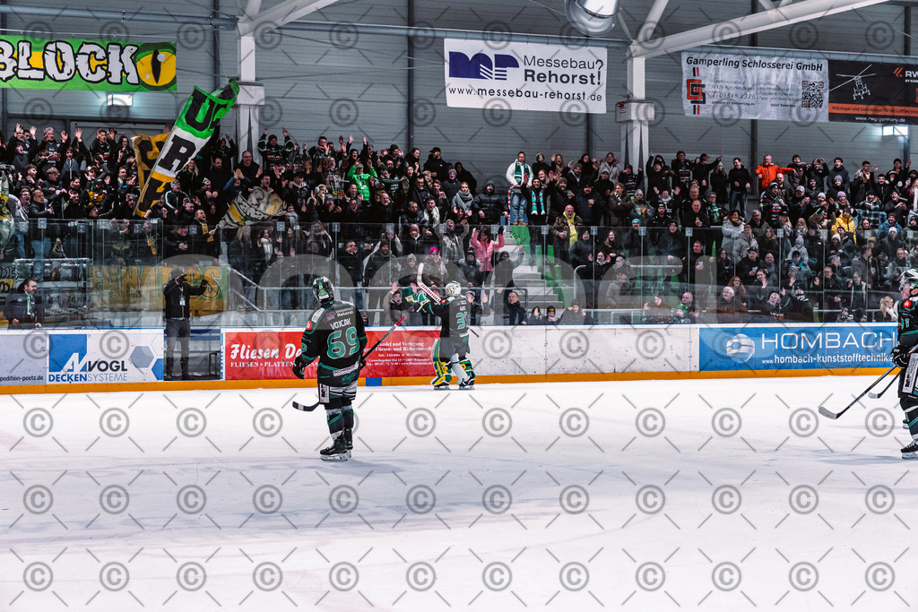 Alligators_vs_Memmingen_05_12_2025-210 | Höchstadt Alligators Fotogalerie: Eishockey-Action aus Franken. Professionelle Spielfotos, Portraits & Stadionbilder zum Download. Jetzt entdecken! - Realisiert mit Pictrs.com