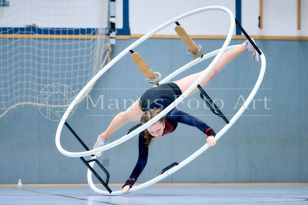 C-DSC06805 | Professionelle Sportfotografie in Hamburg, Schleswig-Holstein und Niedersachsen – spezialisiert auf Rhönrad, Geräteturnen, Leistungsturnen und rhythmische Sportgymnastik. Bundesweite Begleitung von Rhönrad-Events. Jetzt Sport-Fotos - Realisiert mit Pictrs.com