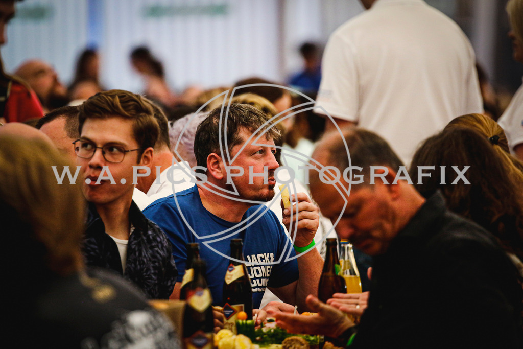 ..... | GERMANY, 21.09.24, WEGSCHEID, SUNRUN, Image shows: Photo: ARTINPICS / Andreas Willdoner