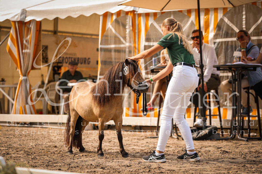 01.So00100 | Leoni Ertmer Photography - Realisiert mit Pictrs.com