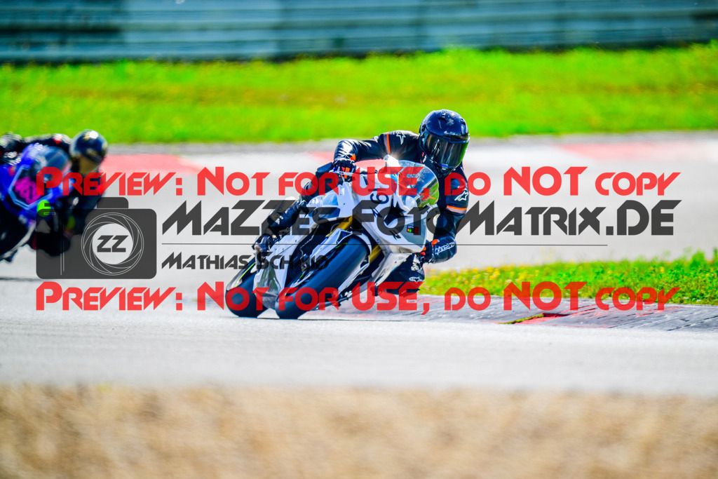 MaZZes_FotoMatrix_240911_6007705_8323 | ROT