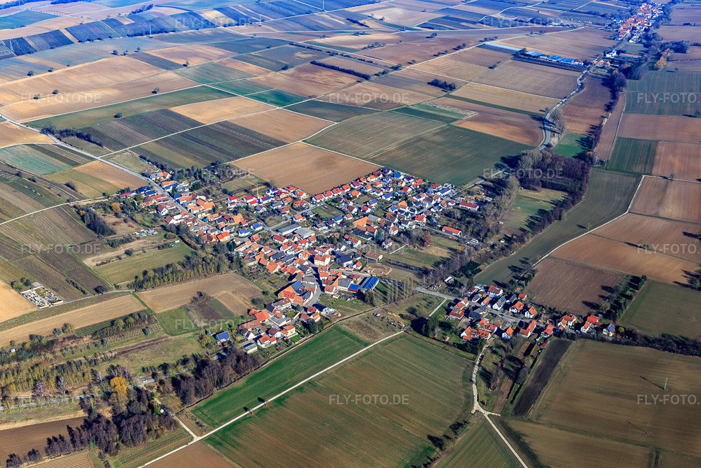 Luftbild: Dorfansicht im Winter aus Südwesten in Steinfeld im Bundesland Rheinland-Pfalz in Deutschland. Foto: IMG_112655.jpg vom 16.02.2019 durch Werner Riehm/FLY-FOTO.de