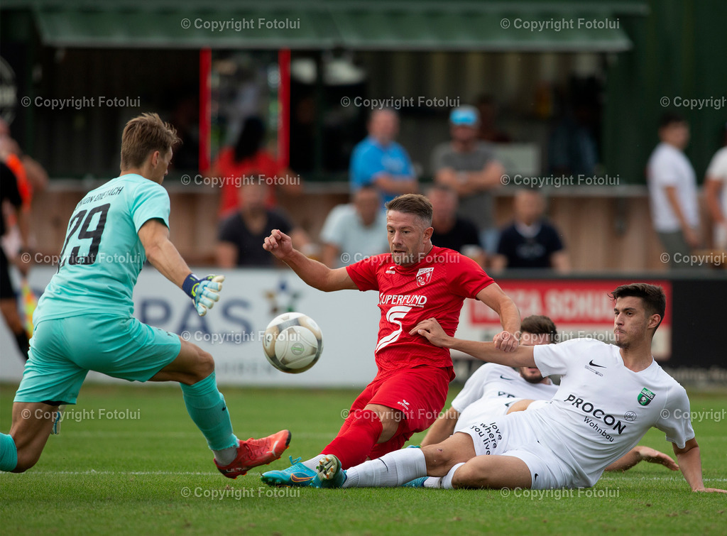 A_LUI_120822_29 | SPORT,FUSSBALL,LT1 OOE LIGA ASKOE OEDT-UNION PROCON DIETACH 12.08.2022 
IM BILD:  TORSCHUETZE ZUM 4:1 MANUEL SCHMIDL (OEDT) UND (DIETACH) FOTO:FOTOLUI

