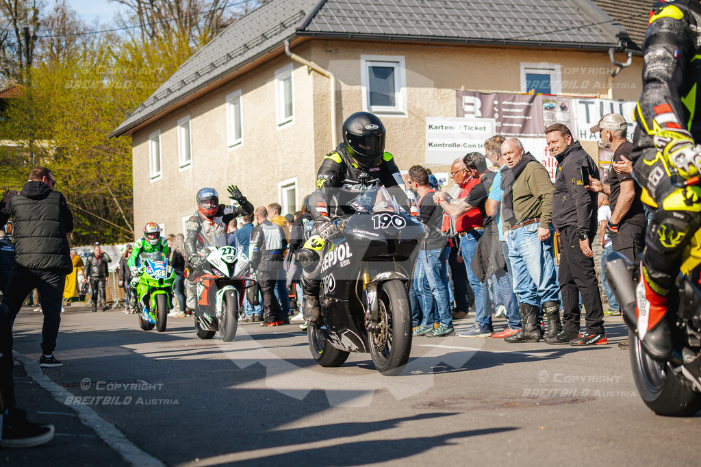 1365 - Bergrennen Landshaag2026 | BREITBILD Austria Webshop

Finde Fotos von: Breitbild, Breitbild Austria, Landshaag, Europeanbikers, KTM, BMW, Bergrennen, Bikeporn, Carporn, Bikes, Cars, Fotografie, Oberösterreich, Österreich, Berufsfotograf, Motorradteile Ganster, Julbach, Pannoniari - Realisiert mit Pictrs.com