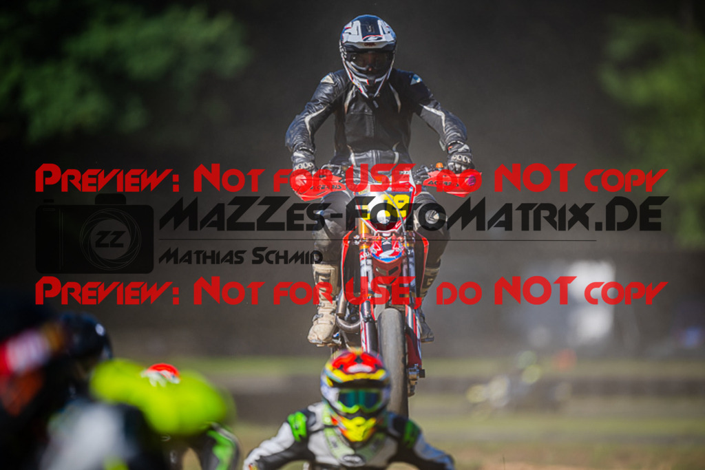 MaZZes_FotoMatrix_220702_3761 | S2