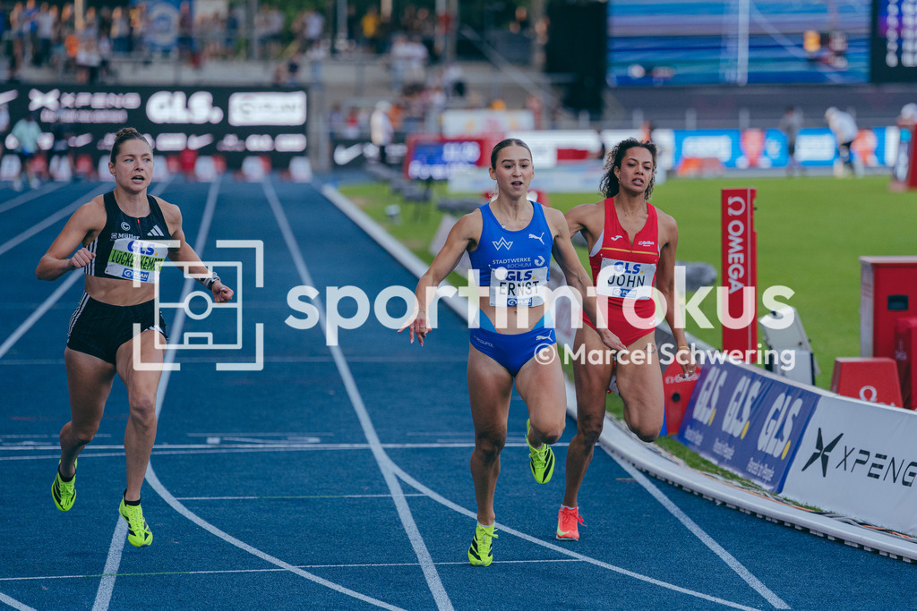 Deutsche Meisterschaften der Frauen und Männer 2026 | Gina Lückenkemper, SCC Berlin, Jolina Ernst, TV Wattenscheid 01, Viola John, LG Brillux Münster, 100-Meter-Lauf, Finale, Deutsche Meisterschaften der Frauen und Männer 2026, Lohrheidestadion Bochum-Wattenscheid, 25.07.2026. Foto: Marcel Schwering / sportimfokus - Realisiert mit Pictrs.com