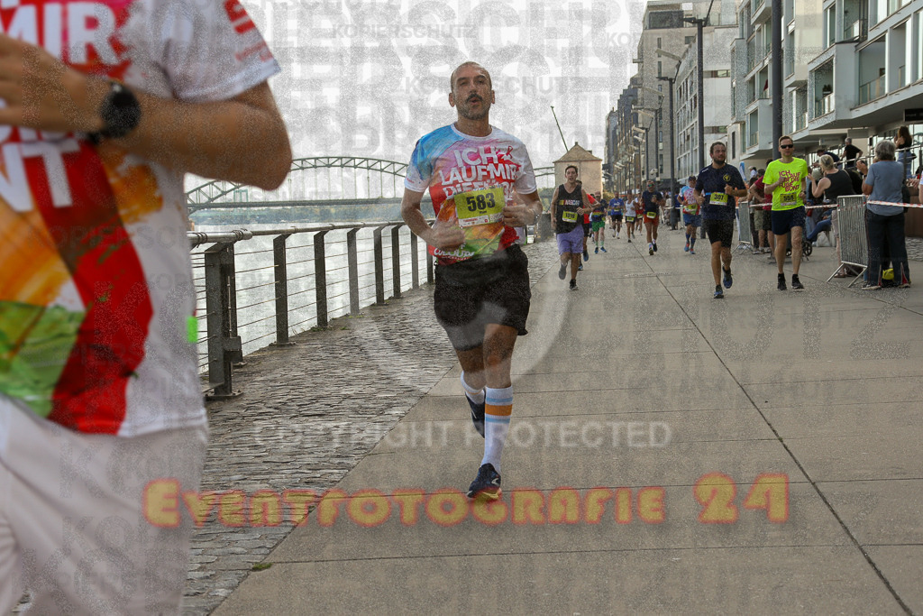 250920_1449_EX1_7744 | Sportfotografie im Rhein-Sieg Kreis, Köln, Bonn, NRW, Rheinland Pfalz, Hessen, etc. Unser Tätigkeitsfeld umfasst den Laufsport vom Volkslauf über den Marathon, Duathlon, Triathon bis zum Ultralauf wie Kölnpfad Ultra oder Schindertrail.