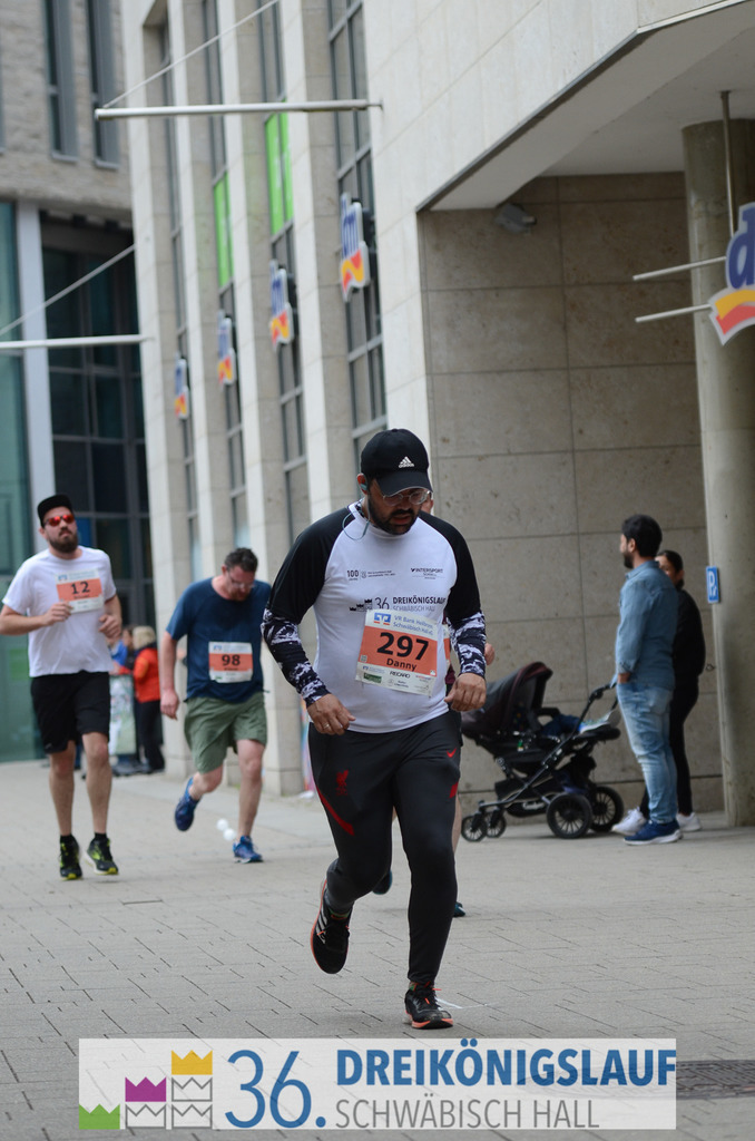 VR Bank Hauptlauf 10km | 3königslauf 2022 VR Bank Hauptlauf - Realisiert mit Pictrs.com