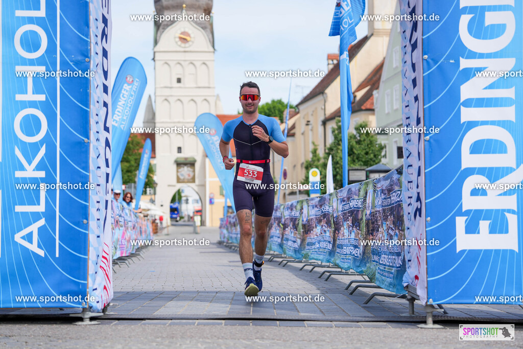 DSC05397 | Stadttriathlon Erding 2025. #yourpictrs #sportshot_your_pictrs @Sportshotphotography #stadttriathlonerding Copyright: www.sportshot.de