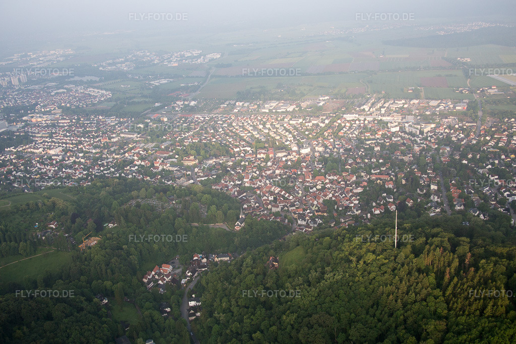 Luftbild: Ortsansicht im Ortsteil Auerbach in Bensheim im Bundesland Hessen in Deutschland. Foto: IMG_089193.jpg vom 25.05.2016 durch Werner Riehm/FLY-FOTO.de