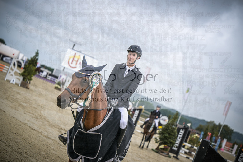 DOS_0012 | Entdecke hochwertige Reitturnierfotos von Foto Oger. Professionell, emotional und authentisch – jetzt Lieblingsmomente im Shop bestellen.Deutschlandweite Turnierfotografie. - Realisiert mit Pictrs.com