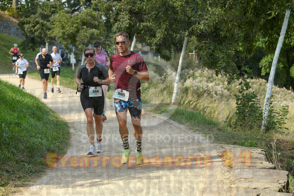 250824_1438_EX1_6975 | Sportfotografie im Rhein-Sieg Kreis, Köln, Bonn, NRW, Rheinland Pfalz, Hessen, etc. Unser Tätigkeitsfeld umfasst den Laufsport vom Volkslauf über den Marathon, Duathlon, Triathon bis zum Ultralauf wie Kölnpfad Ultra oder Schindertrail.