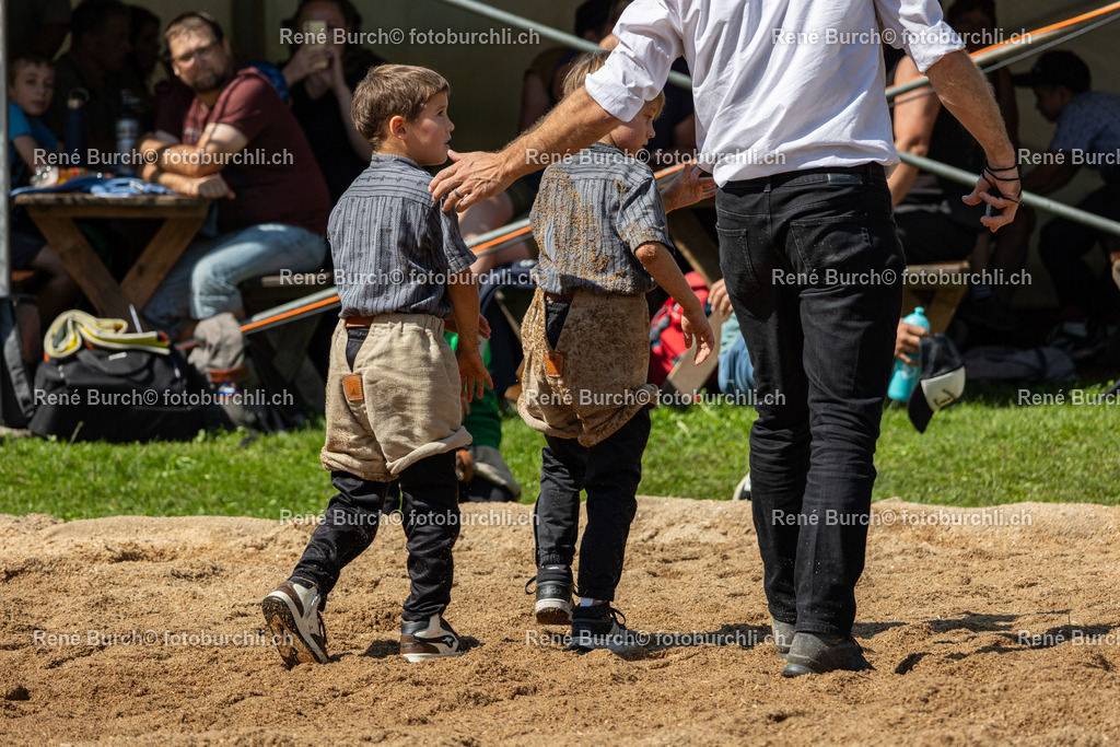 602A0256 | René Burch leidenschaftlicher Fotograf aus Kerns in Obwalden.  Hier finden sie Sport, Landschaft und Natur Fotografie.
 - Realisiert mit Pictrs.com