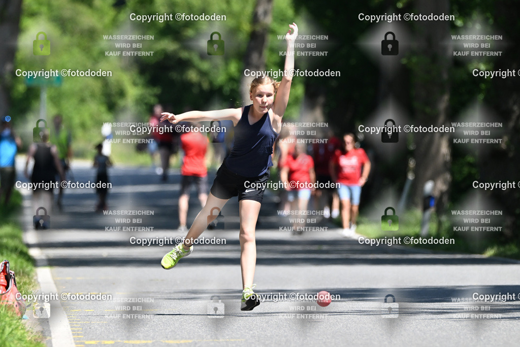 DSC_1147 | Fenna Fröhling / Collrunge BW / wJD Gummi