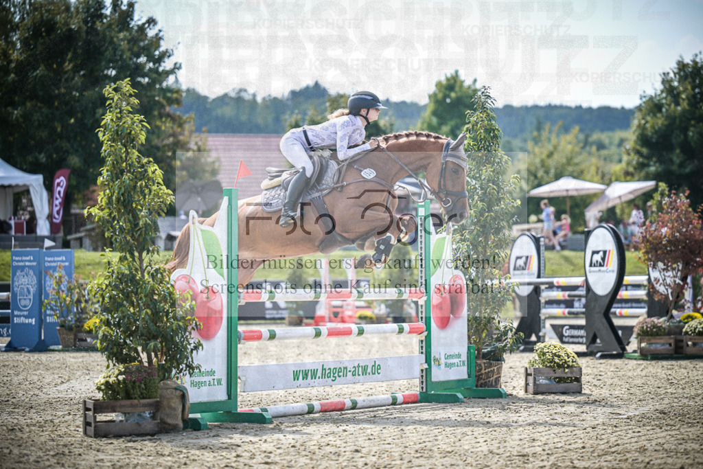 DOS_8153 | Entdecke hochwertige Reitturnierfotos von Foto Oger. Professionell, emotional und authentisch – jetzt Lieblingsmomente im Shop bestellen.Deutschlandweite Turnierfotografie. - Realisiert mit Pictrs.com