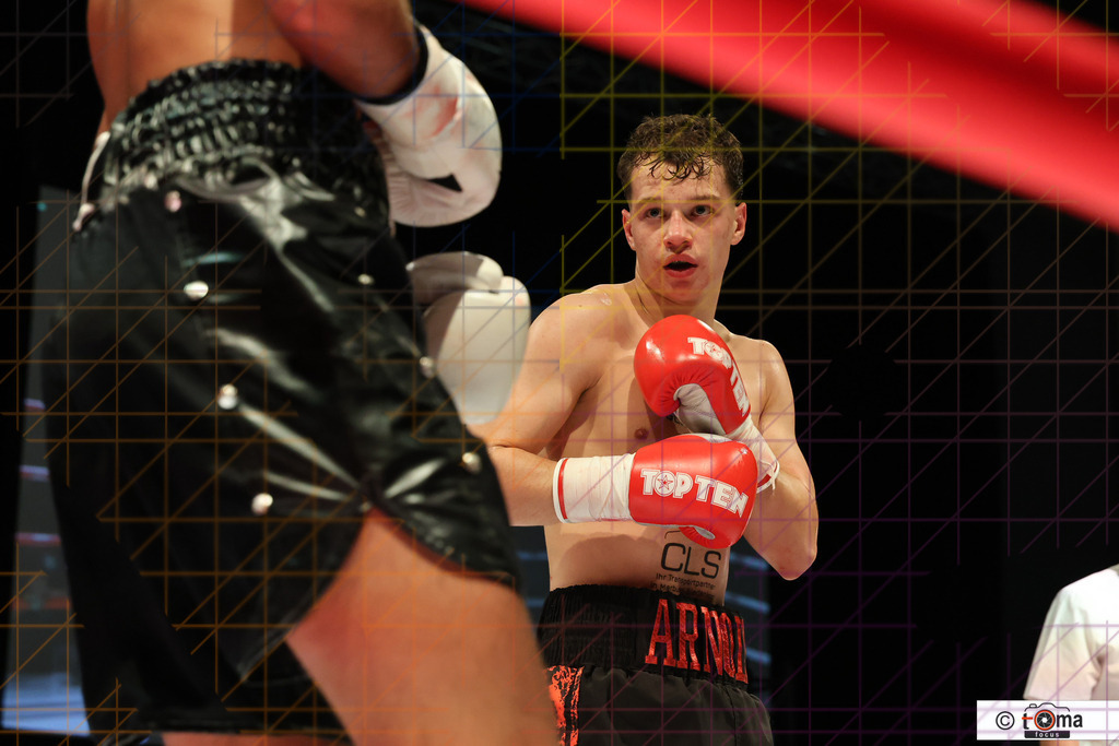 Faiz vs Arnold  25.04.2026 tomafocus Tb00119 | professionelle Sport- und Eventfotografie von Tomafocus – dynamische Bilder, emotionale Momente und hochwertige Aufnahmen für jeden Anlass. - Realisiert mit Pictrs.com