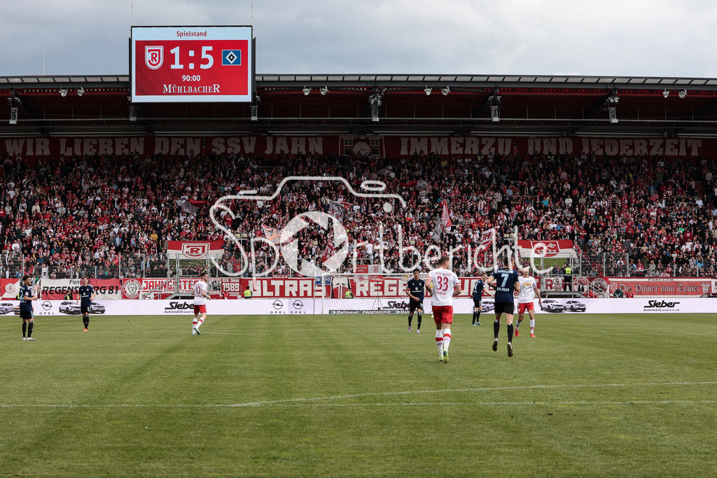 SSV Jahn Regensburg - Hamburger SV | Das Jahnstadion in Regensburg mit der Heimkurve im Blick / Stadion Jahn Sportpark / DFL REGULATIONS PROHIBIT ANY USE OF PHOTOGRAPHS AS IMAGE SEQUENCES AND/OR QUASI-VIDEO