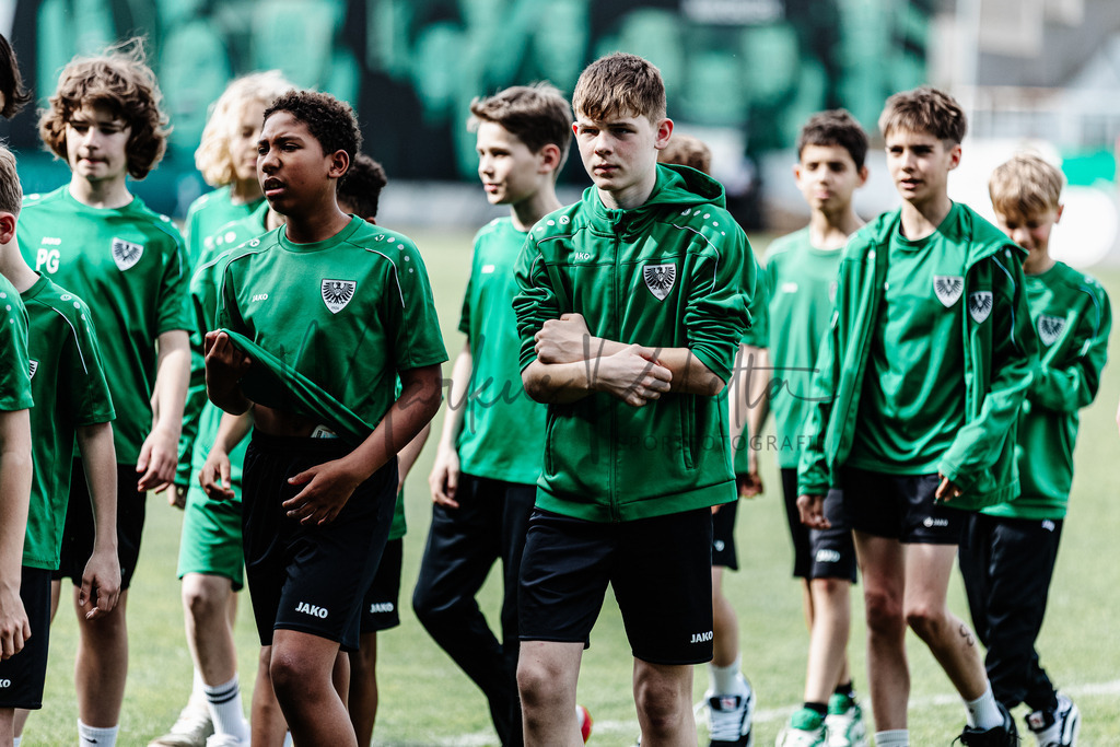 3. Liga, Saison 2023/24, 32. Spieltag: SC Preußen Münster - Jahn Regensburg | Münster, 06.04.2024: 3. Liga, 32. Spieltag, SC Preußen Münster gegen Jahn Regensburg im LVM-Preußenstadion in Münster. Foto: sportfotografie.ms | Markus Paletta - Realisiert mit Pictrs.com