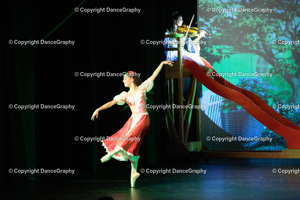 GPHY1990 | DanceGraphy - Realisiert mit Pictrs.com